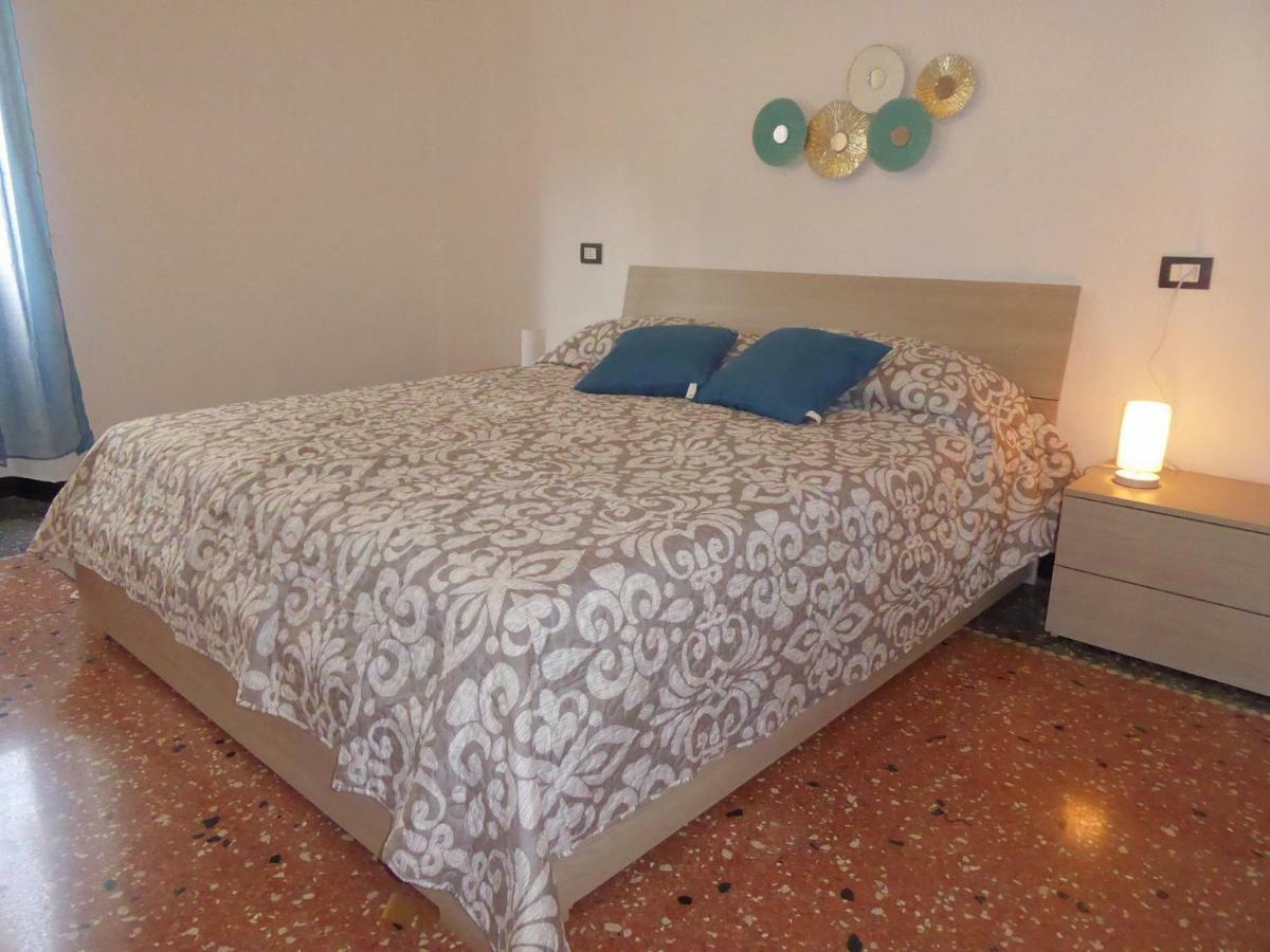 La Casa Del Merlo By Holiday World Sestri Levante Bagian luar foto